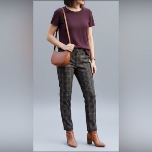 Ann Taylor Burgundy Side Button Short Sleeve Sweater